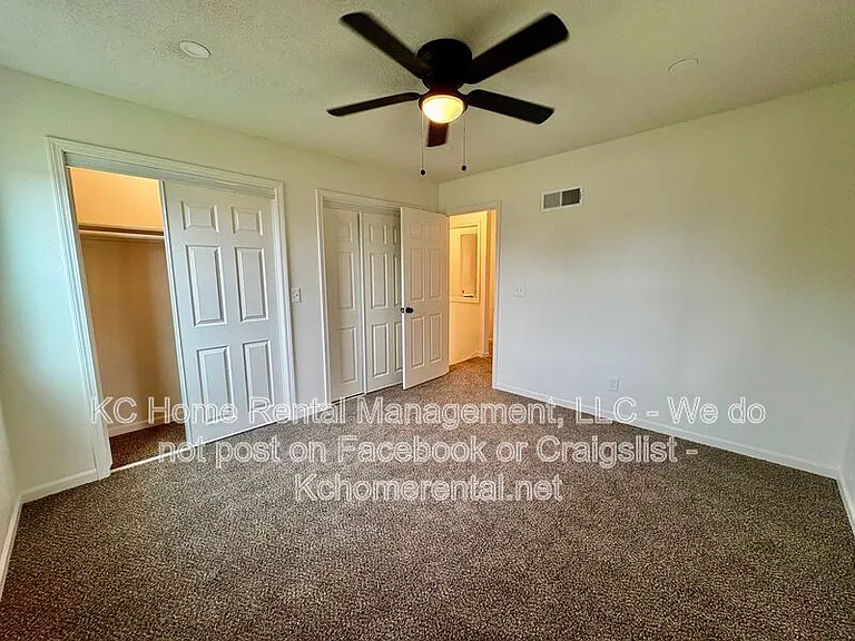 307B E Main St — Photo 16