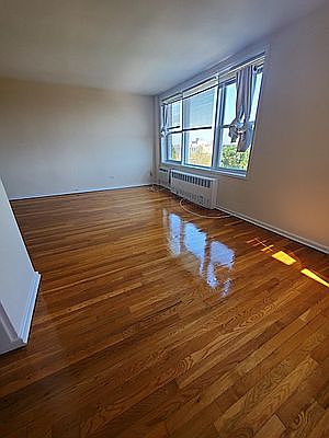 4th image of 71-40 112th St #703