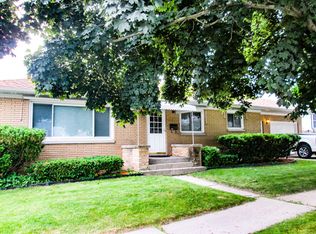 1201 S 19th St, Manitowoc, WI 54220