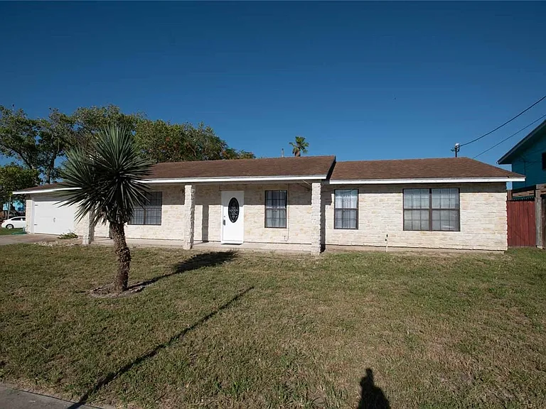 3442 Laguna Shores Rd — Photo 14