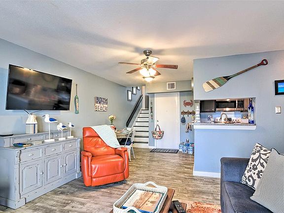 5th image of 3506 Cove View Boulevard #609
