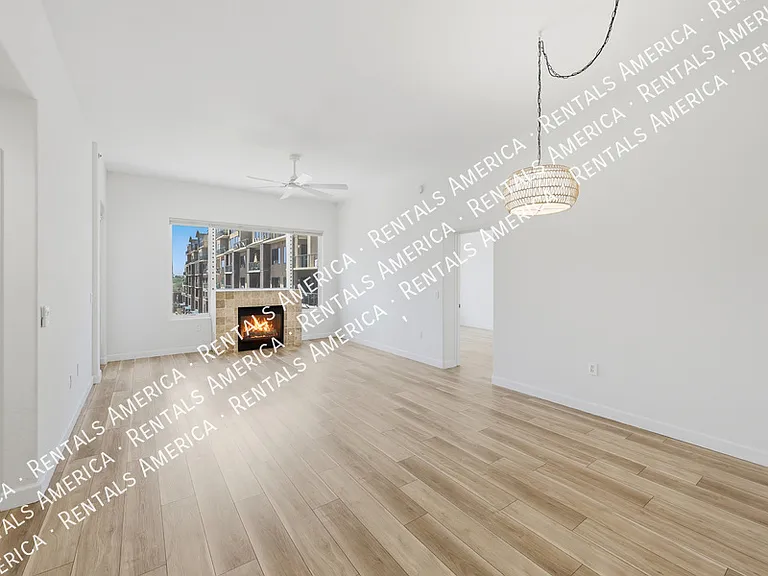 2302 N Central Ave #409 — Photo 7