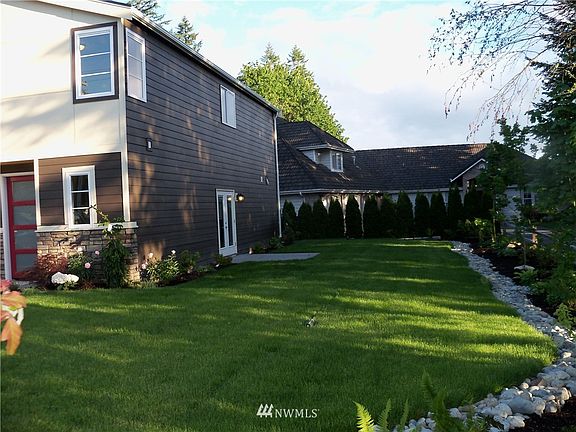 4th image of 1208 178th SW