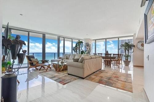 2nd image of 4111 S Ocean Dr #340
