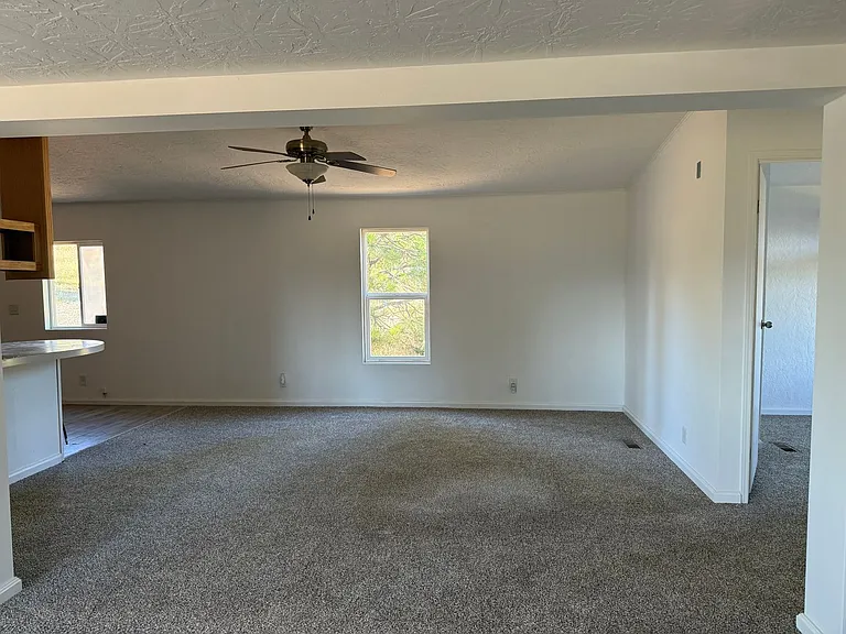 4312 Beagle Rd — Photo 11