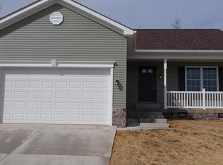 Dimension Ct, Inwood, WV 25428