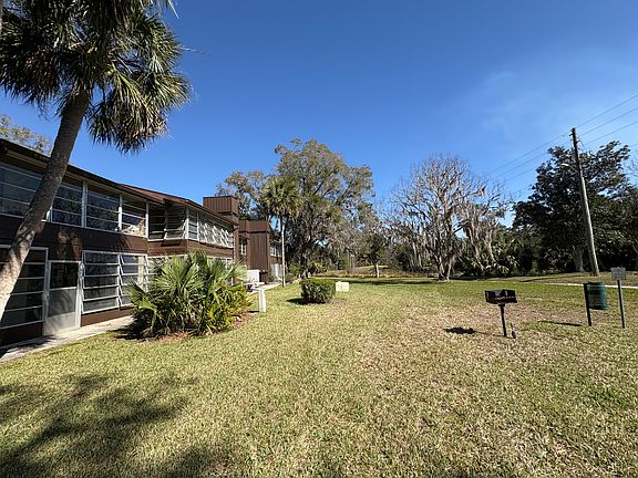 4th image of 757 Midway Dr Unit A
