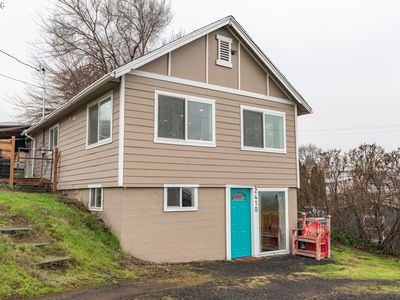 2410 E 12th St, The Dalles, OR, 97058