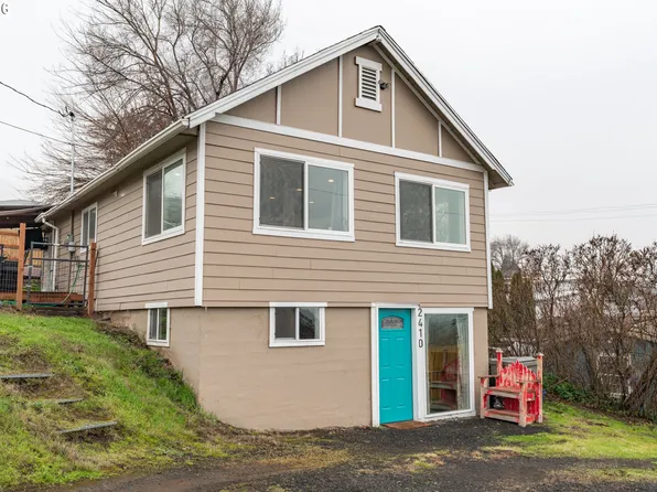 2410 E 12th St, The Dalles, OR 97058
