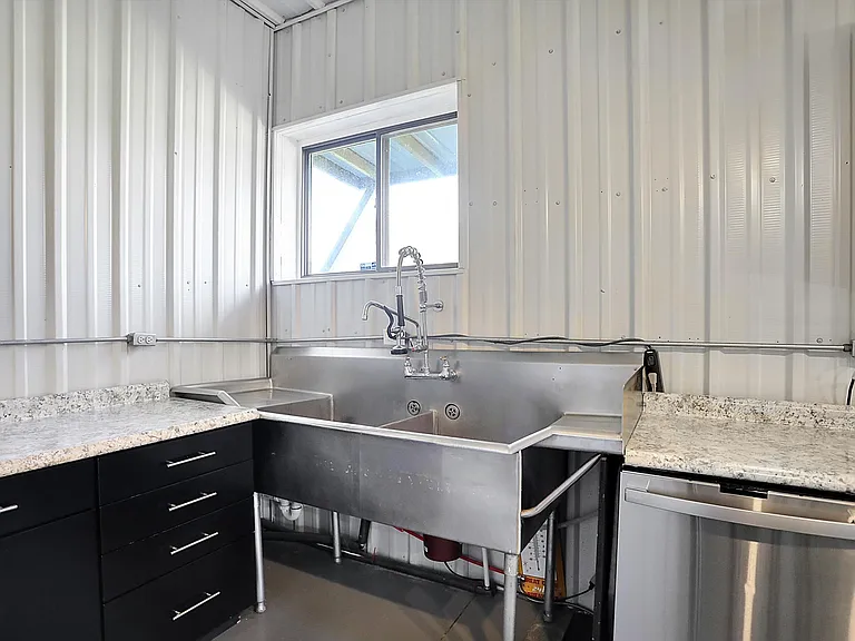 940 W 1090 N — Photo 16