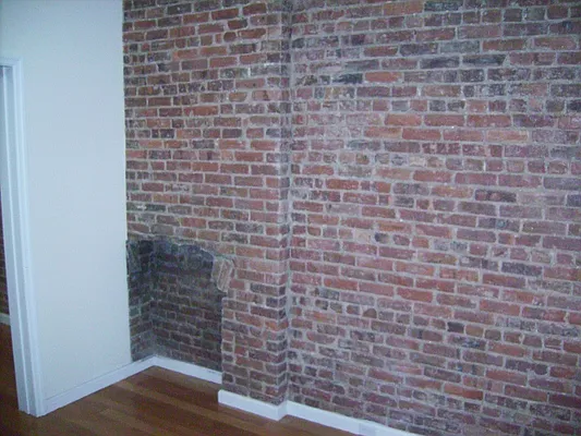 Rented by Perry Associates NYC Inc | media 41