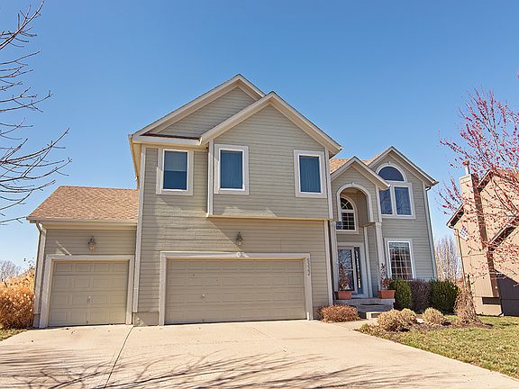 4th image of 5322 Lakecrest Dr