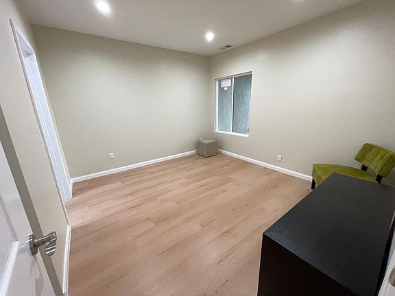 Primary suite bedroom