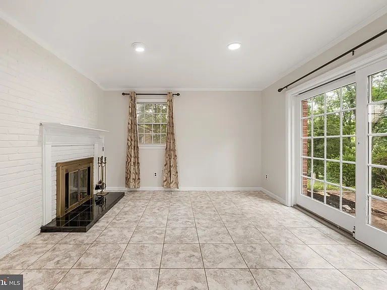 6711 Doane Ave — Photo 20
