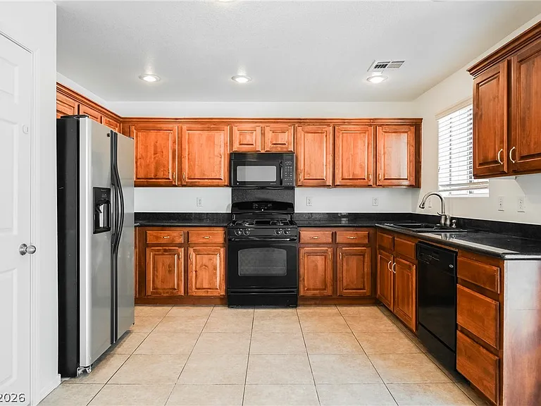 9996 Alder Springs Ct — Photo 6