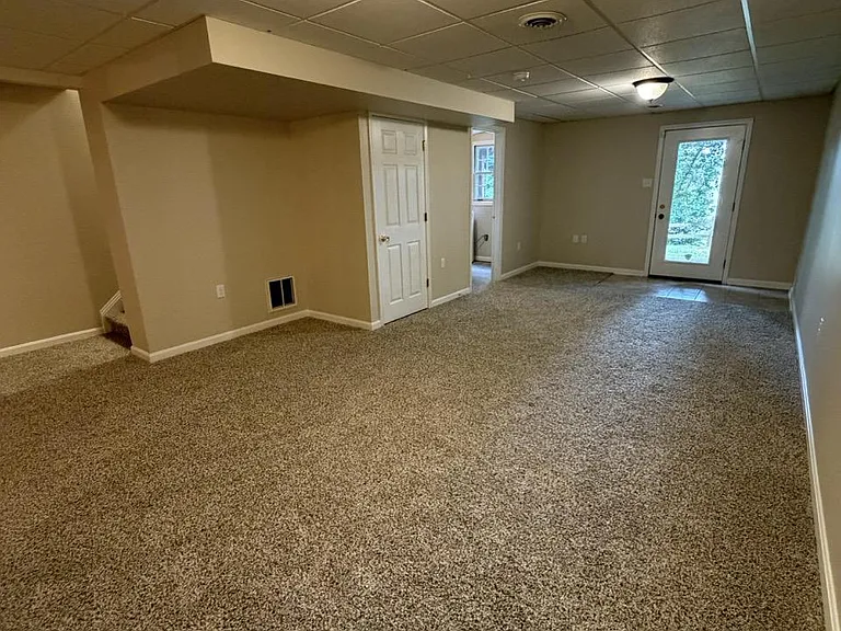 218 Tudor Dr — Photo 38