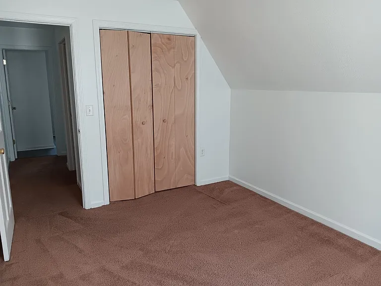 18 E Grand Ave — Photo 2