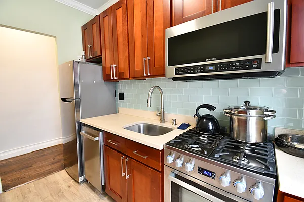 Rented by Corcoran | media 7