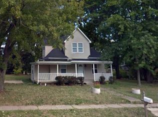 206 N Division St, Mahomet, IL 61853