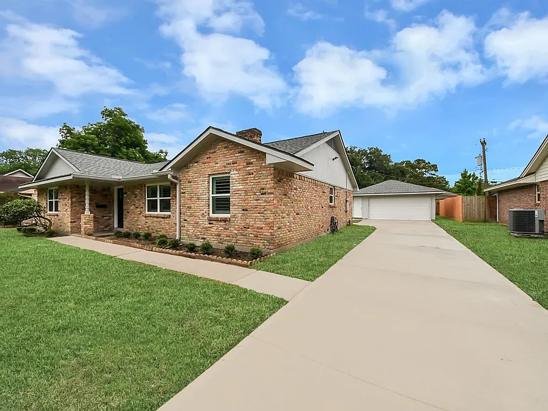 8007 Rowan Ln — Photo 35