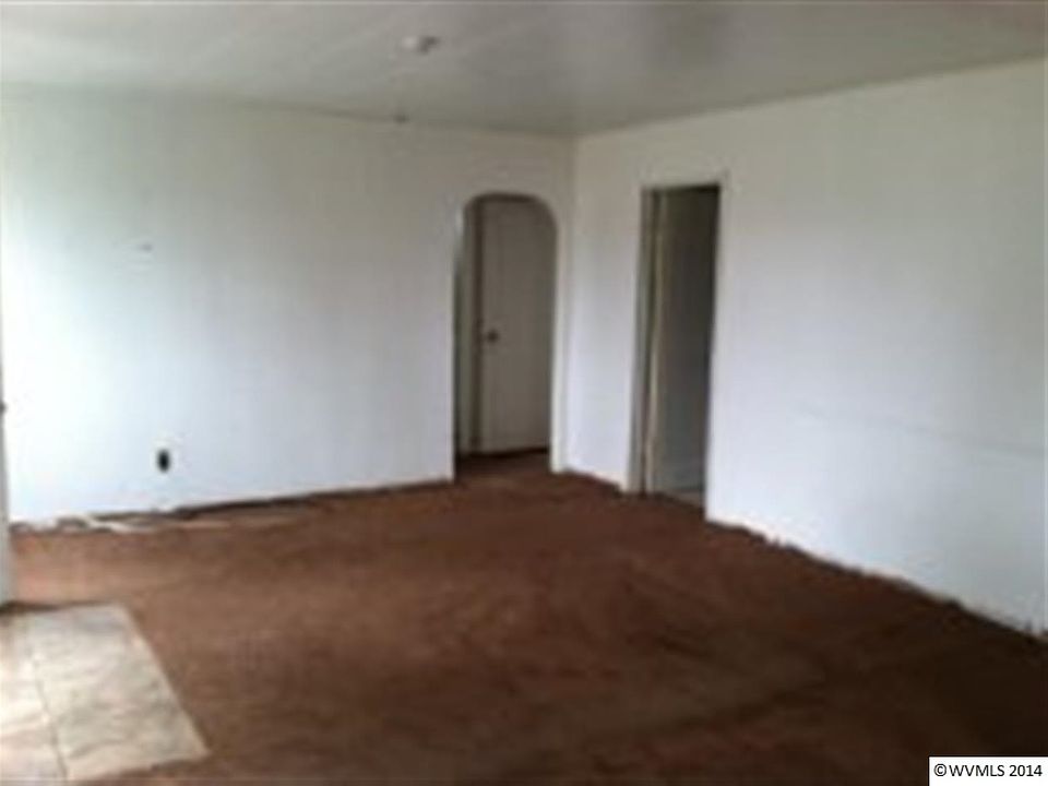 2nd image of 150 41st Ave SE