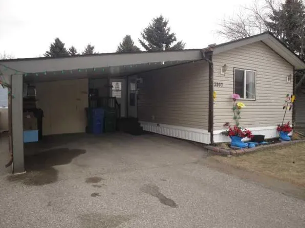 3307 31st St S, Lethbridge, AB T1K 7K3
