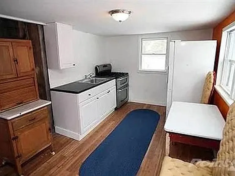 38 Spring St — Photo 24
