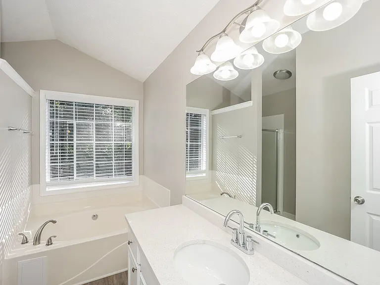 110 Park Place Ct — Photo 12