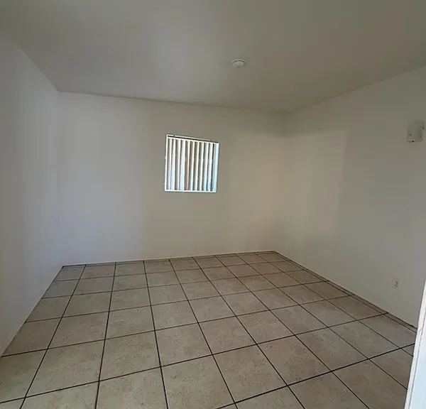419 E Alturas St — Photo 12