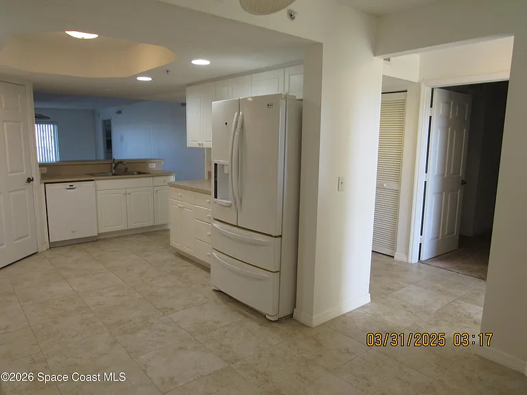 8931 Lake Dr #C405 — Photo 17