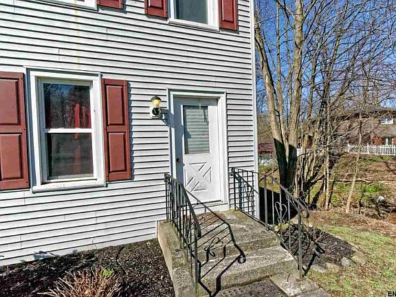 5th image of 167 Maple Ave