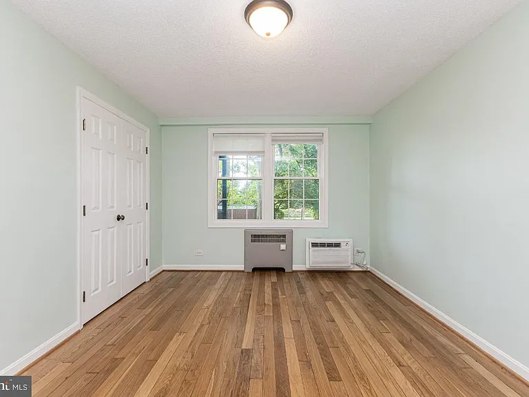 100 N George Mason Dr #3 — Photo 19