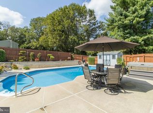 1016 Ericsson Dr, Coatesville, PA 19320