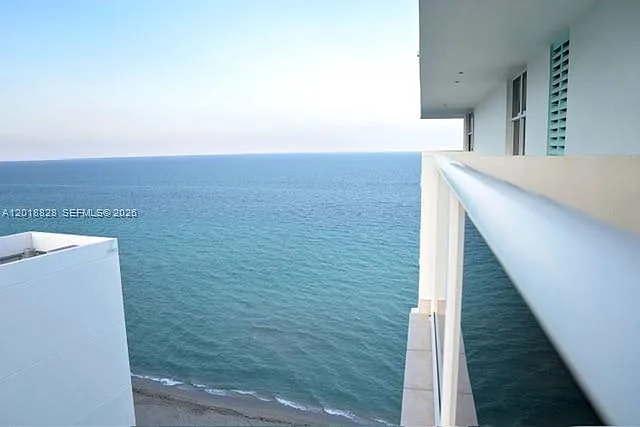 3725 Ocean Dr #Penthouse 03 — Photo 6