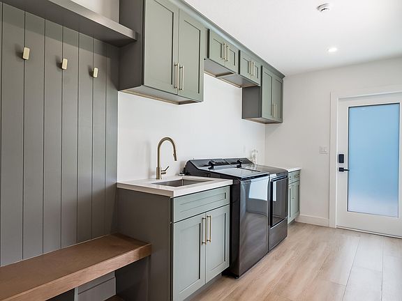4th image of 4761 SW 72nd Avenue