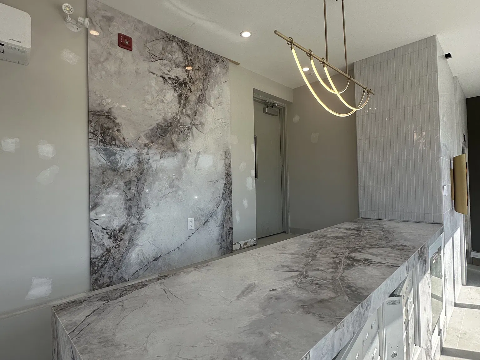 2 bed, $2,450 — Photo 3