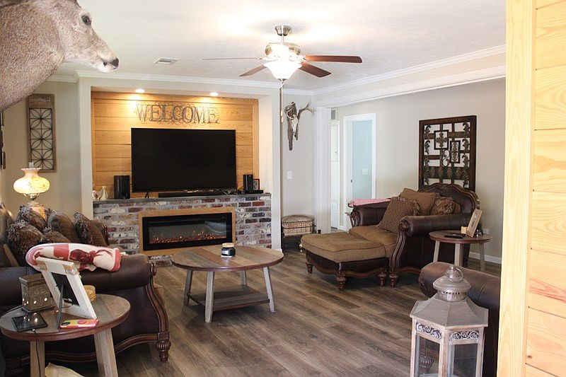 85 Gum St, Grenada, MS 38901 Zillow