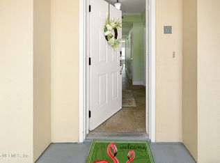 525 3rd St N APT 303, Jacksonville Beach, FL 32250