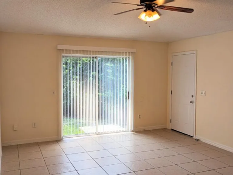 33 Bunker View Dr #B — Photo 2