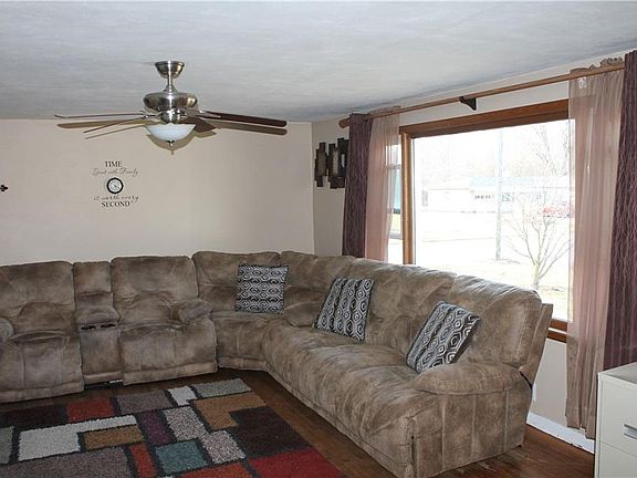 4th image of 403 Ben Hur Dr