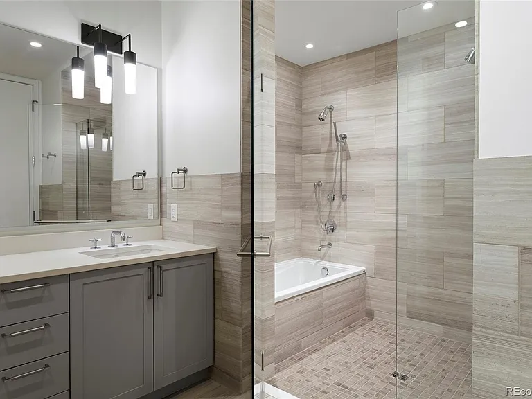 1750 Wewatta St #1928 — Photo 23