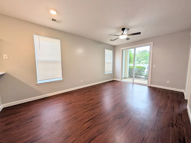 484 River Oaks Dr #62E — Photo 9