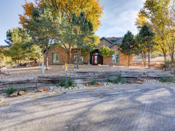 3 Sunset Ln, Ransom Canyon, TX 79366