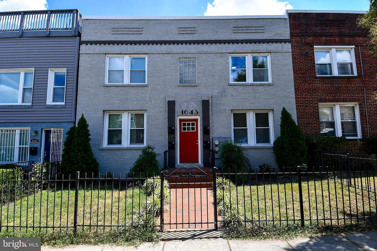Building Photo - 1643 Montello Ave NE #4