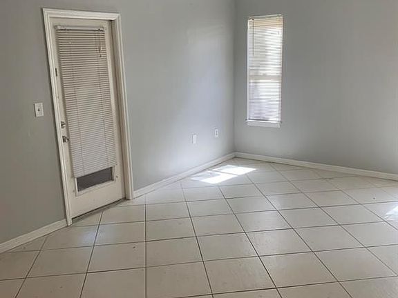 4th image of 2301 N Congress Ave APT 17