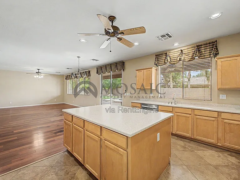 2172 W Enfield Way — Photo 22