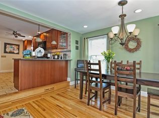 114 Burt St, Warwick, RI 02886