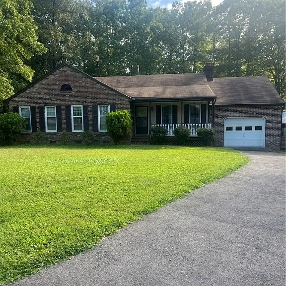 3021 Sand Hills Dr — Photo 1