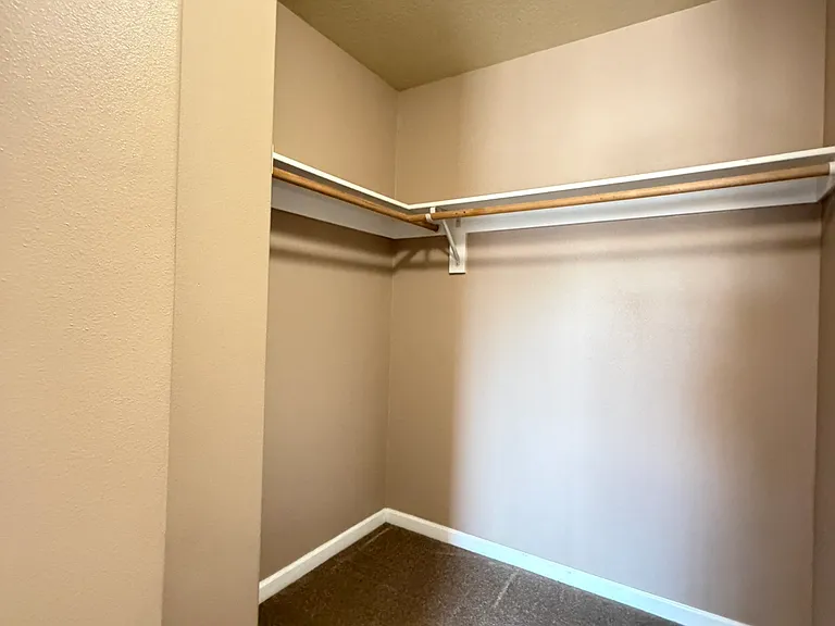 4017 NE Killingsworth St #4017 — Photo 12