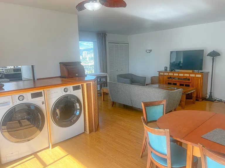 439 Keoniana St #1105 — Photo 7